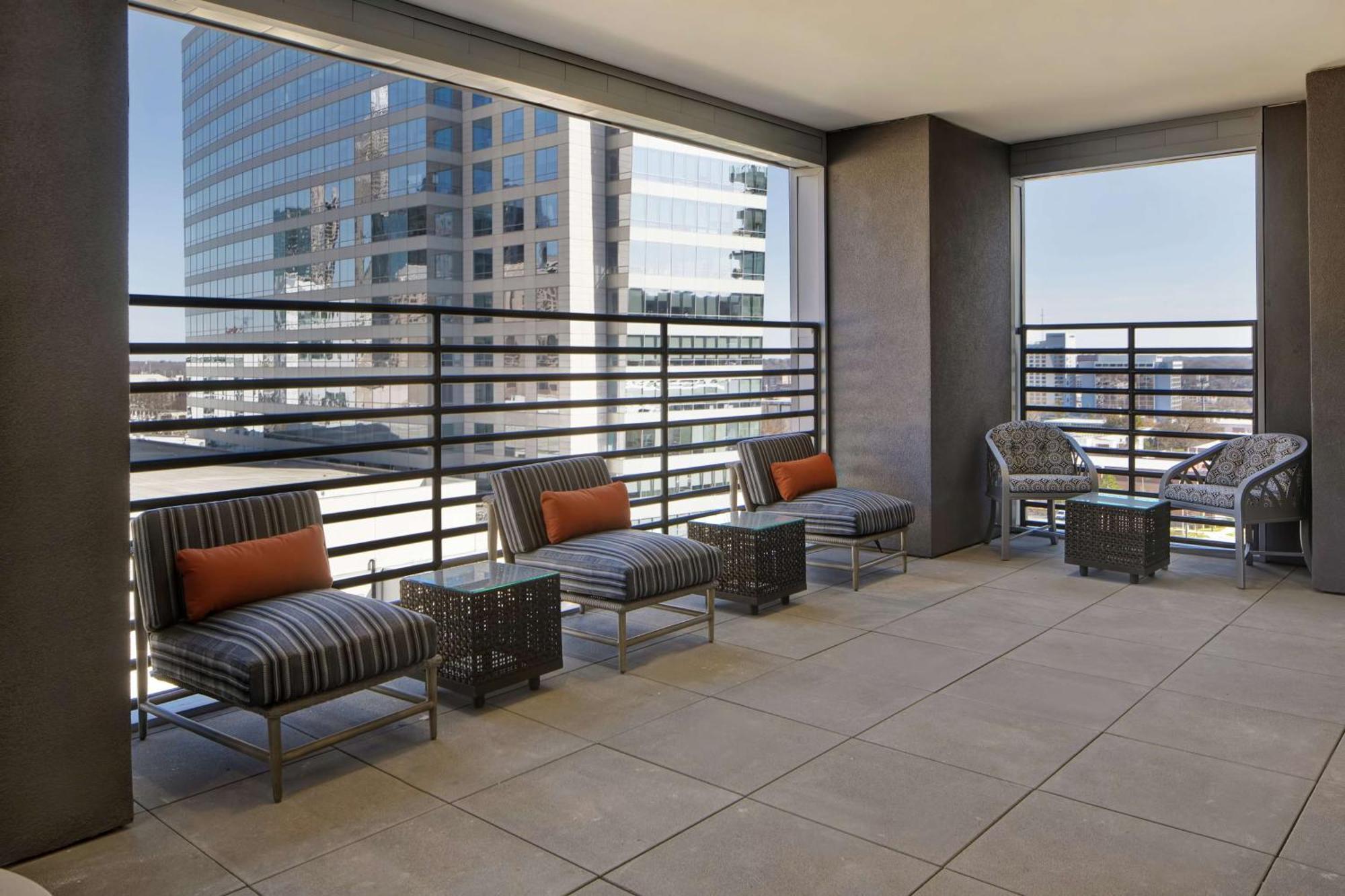 Home2 Suites By Hilton Charlotte Uptown מראה חיצוני תמונה
